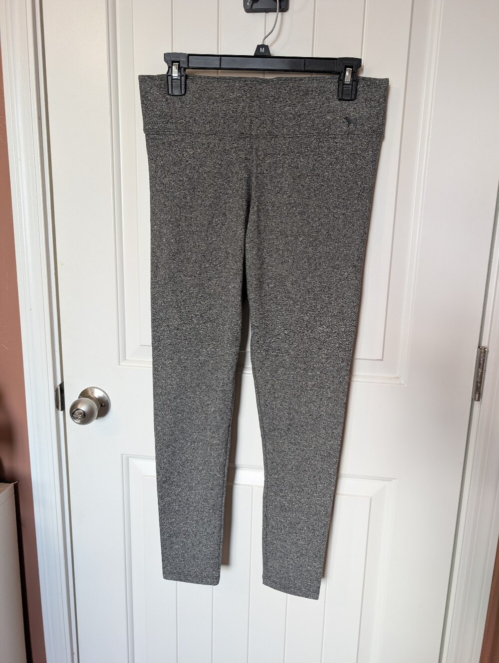 PINK Victoria’s Secret Yoga Leggings Medium Heathered Grey